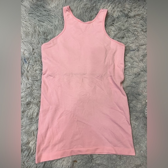 Lululemon high neck pink tank top Size 4 based on measurements - Picture 1 of 5
